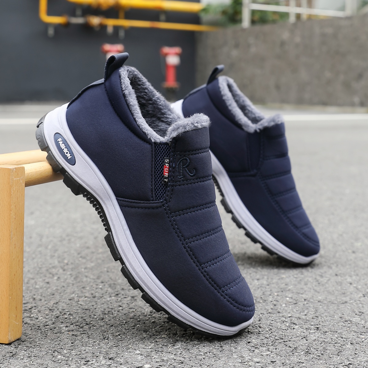 مبطنة بالصوف ودافئة، أنيقة ومت - مراجعة Waterproof Winter Boot وسعره