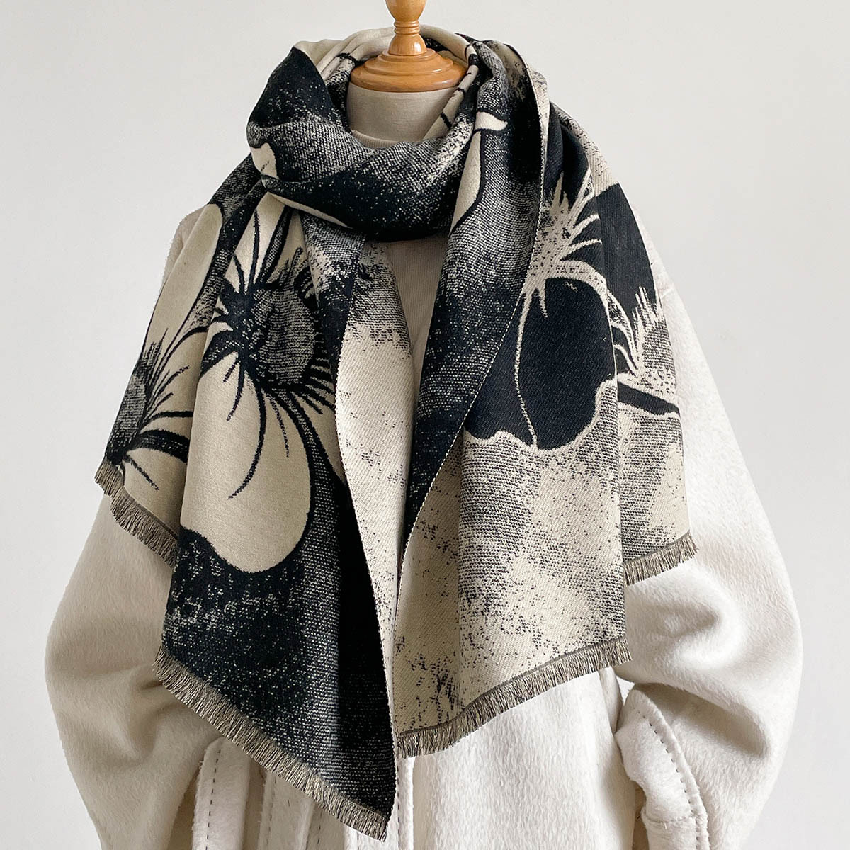 وشاح نسائي من الكشمير الصناعي  - مراجعة Cashmere Pashmina Wrap وسعره